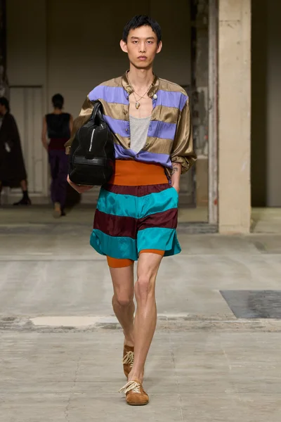 Look 35
